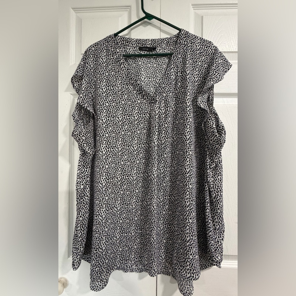Apt. 9 Monochrome Ruffled Cap Sleeve Blouse